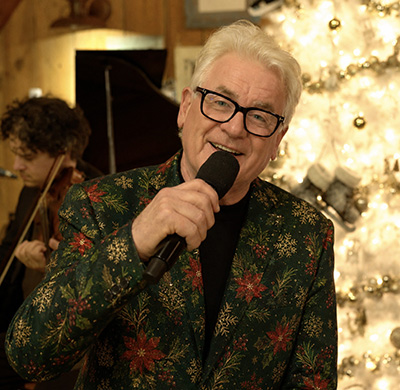 John McDermott: Family Christmas — official source photo
