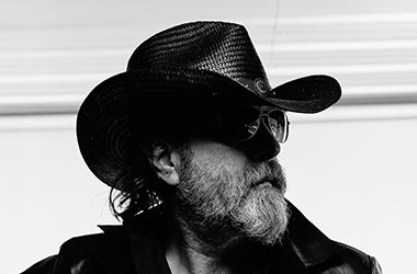 Wheeler Walker Jr. official promotional photograph